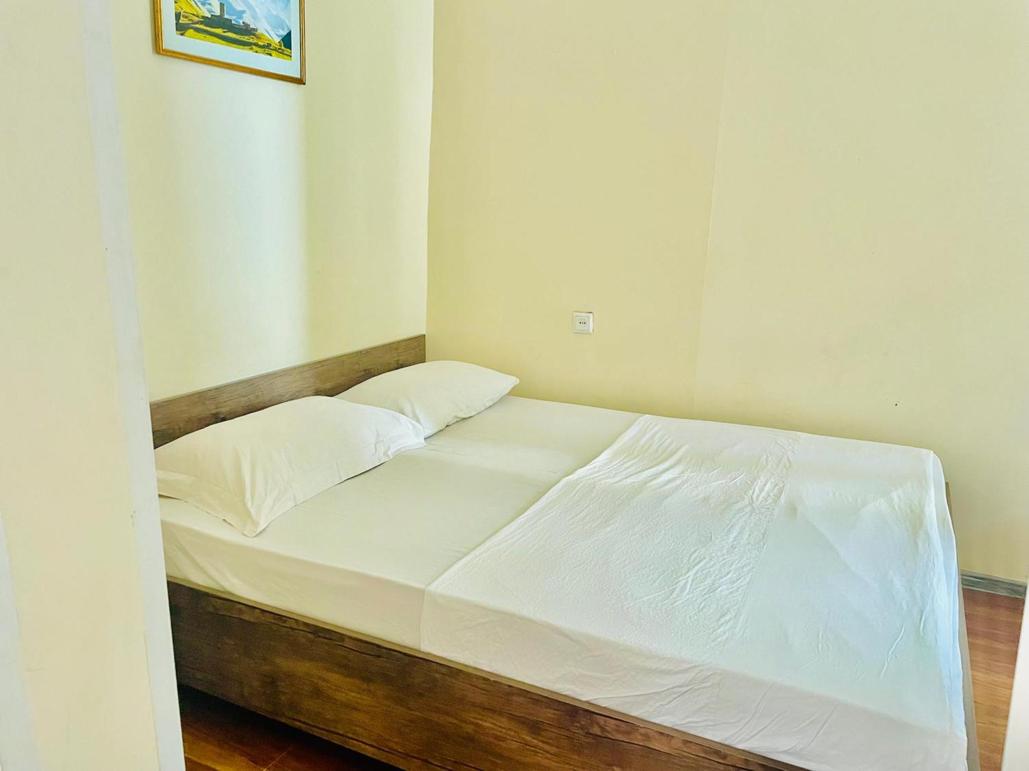 Hotel Klarastan Bon Voyage Tiflis Exterior foto