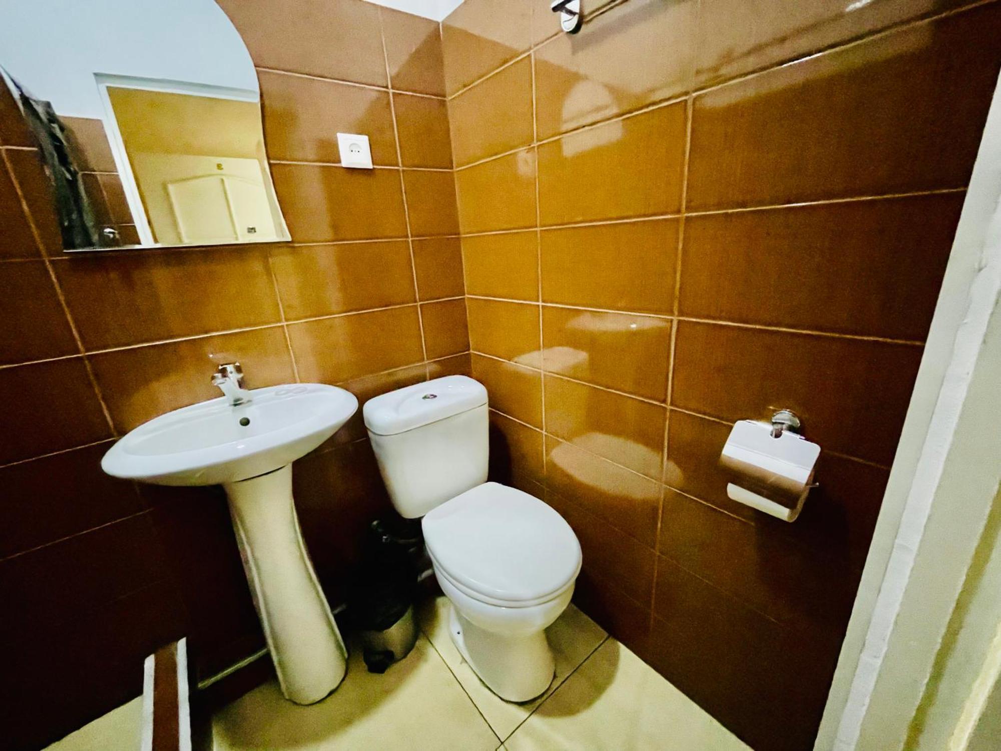 Hotel Klarastan Bon Voyage Tiflis Exterior foto